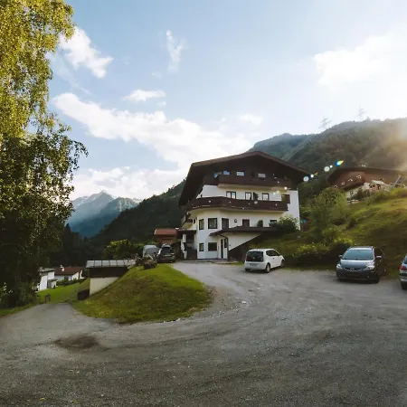 The By Wilky Апартаменты *